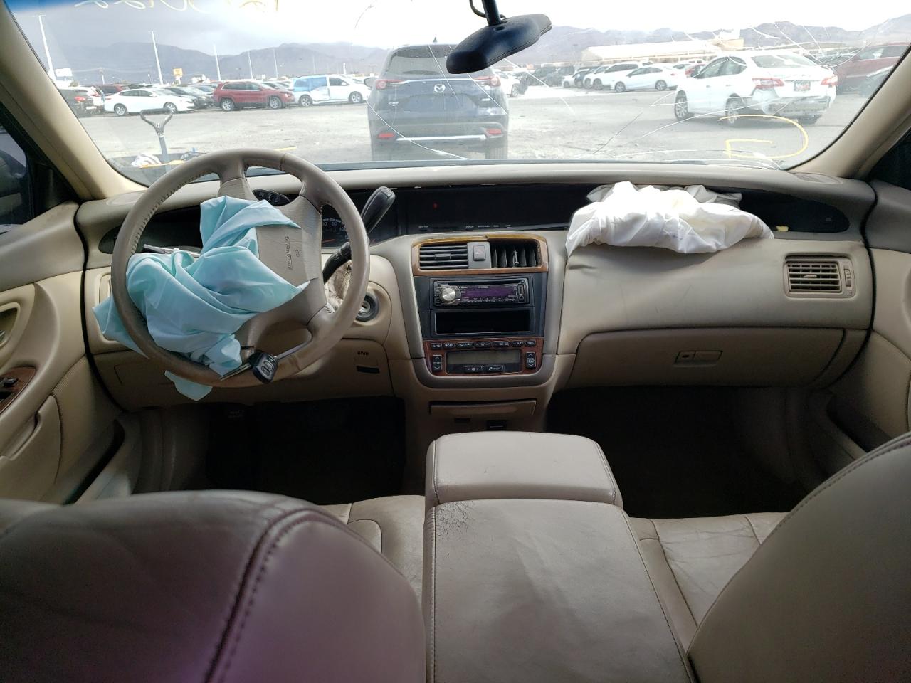 Photo 9 from auction – 2000 TOYOTA AVALON XL with VIN 4T1BF28B7YU105014