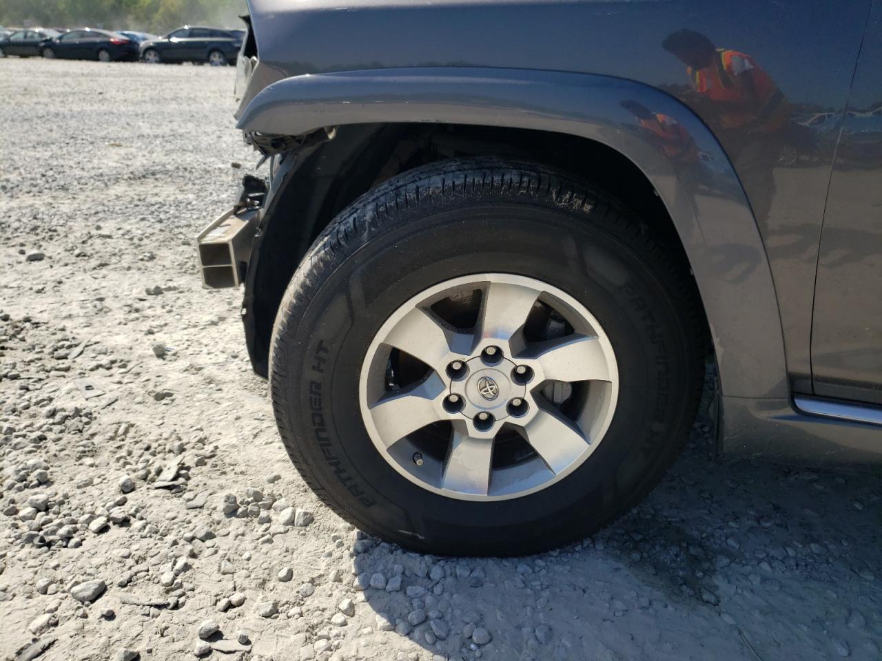 Photo 9 from auction – 2012 TOYOTA 4RUNNER SR with VIN JTEZU5JR3C5035060