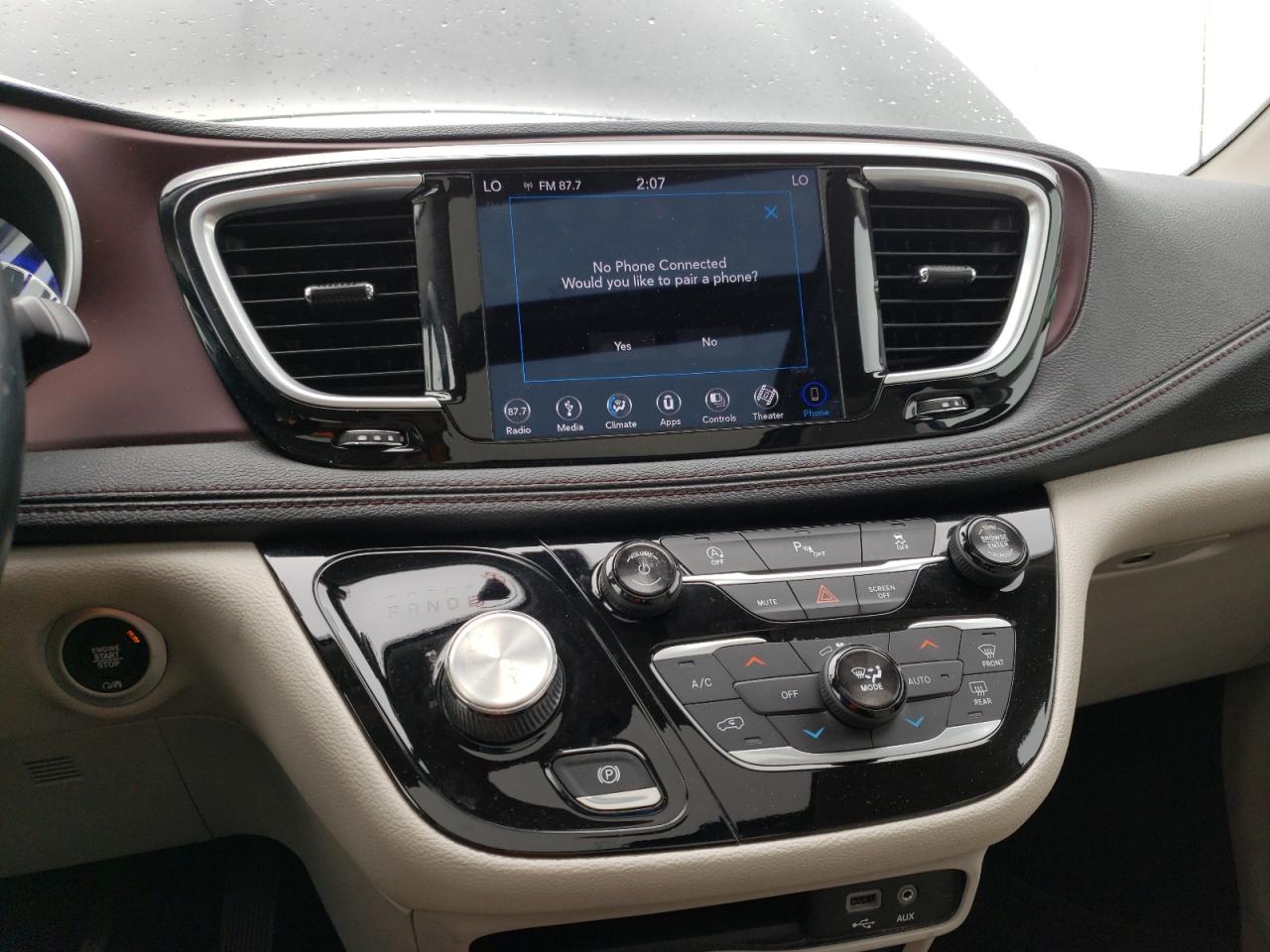 Photo 9 from auction – 2018 CHRYSLER PACIFICA L with VIN 2C4RC1GG5JR229188