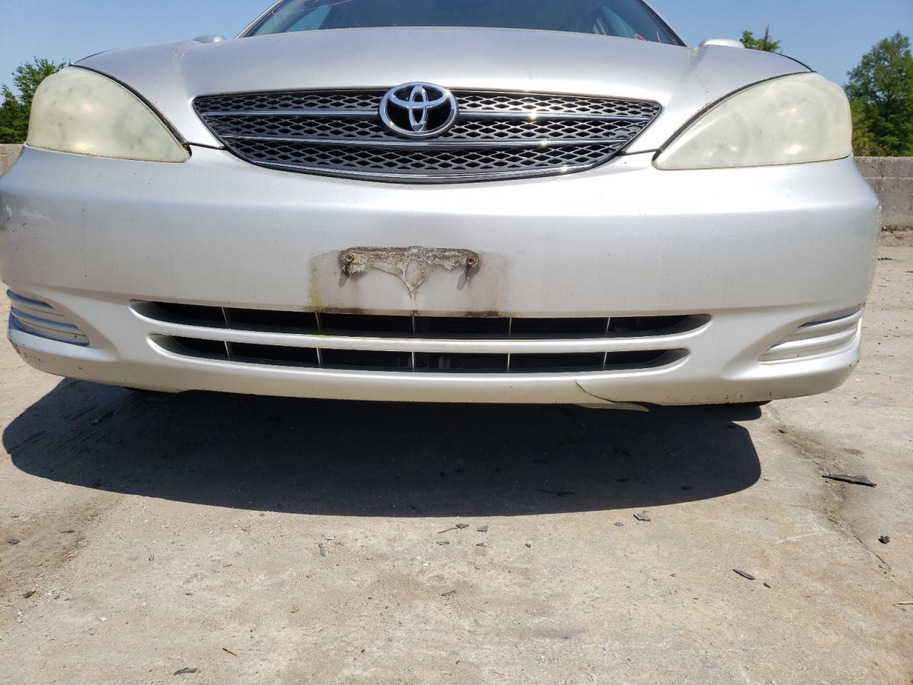 Photo 9 from auction – 2004 TOYOTA CAMRY LE with VIN 4T1BE32K04U821166