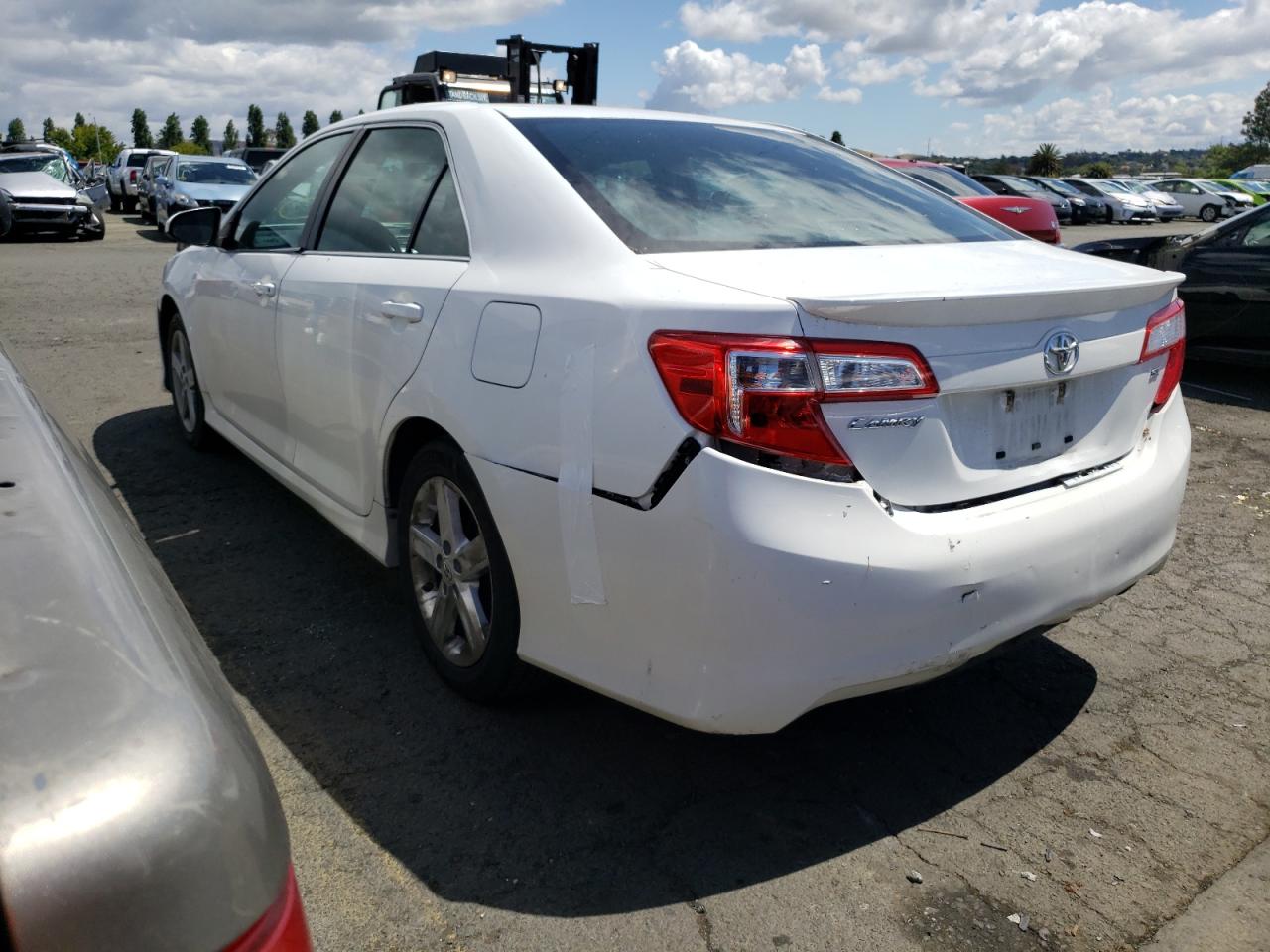 Photo 3 from auction – 2013 TOYOTA CAMRY L with VIN 4T1BF1FK0DU674603