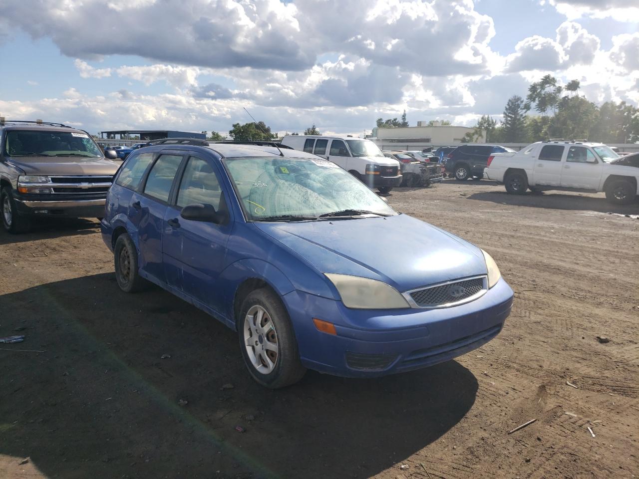 FORD FOCUS ZXW 2005 with VIN 1FAFP36N25W290231 - Photo from auction