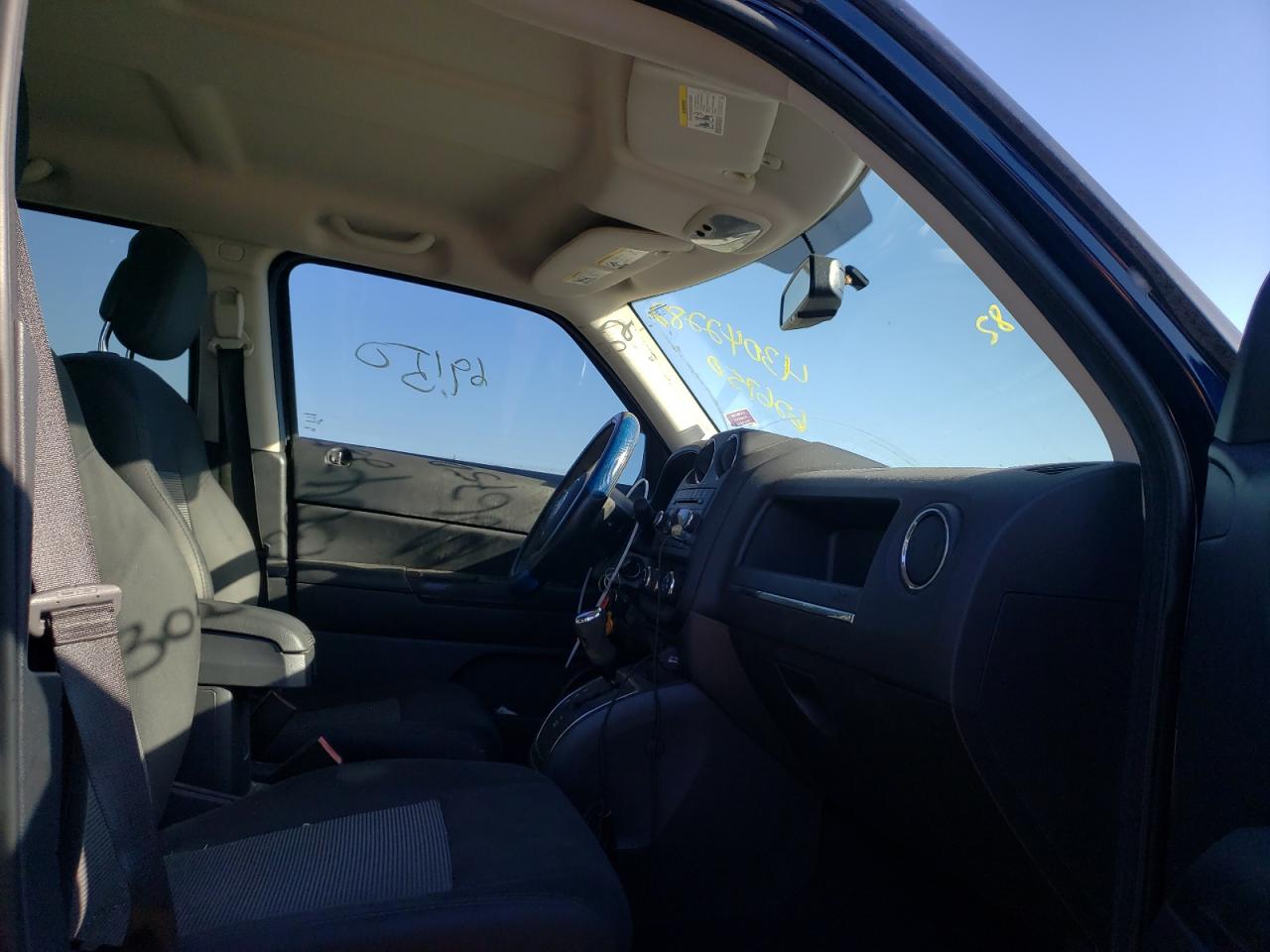Photo 5 from auction – 2012 JEEP PATRIOT with VIN 1C4NJPBB5CD626750