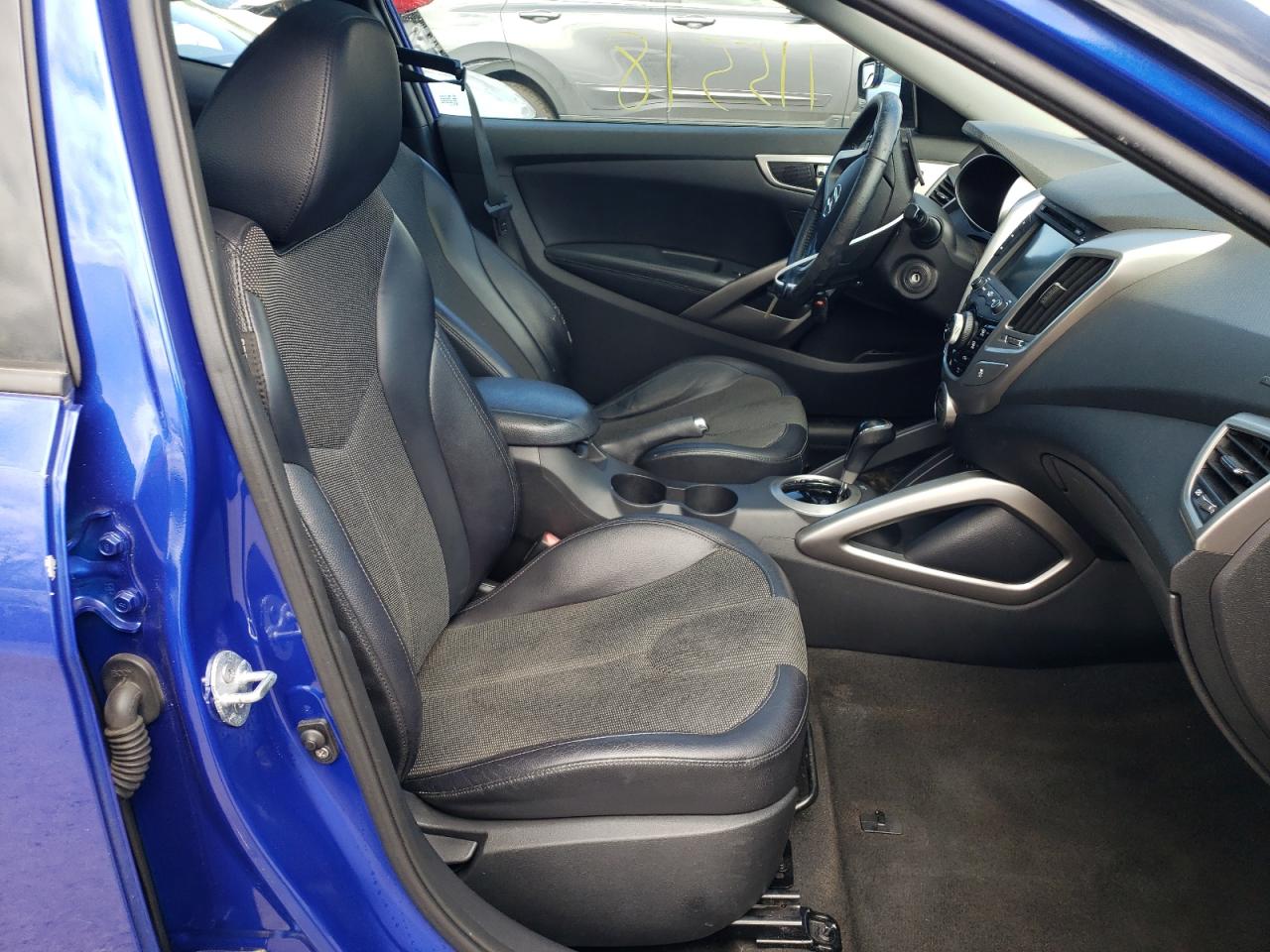 Photo 5 from auction – 2012 HYUNDAI VELOSTER with VIN KMHTC6AD4CU069484