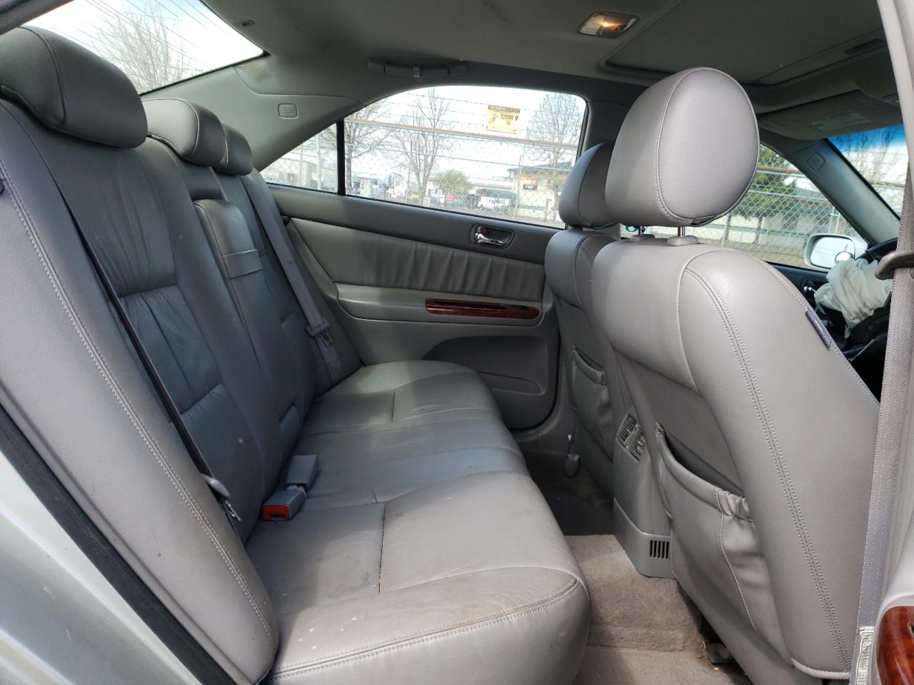 Photo 6 from auction – 2005 TOYOTA CAMRY LE with VIN JTDBE30K853025571