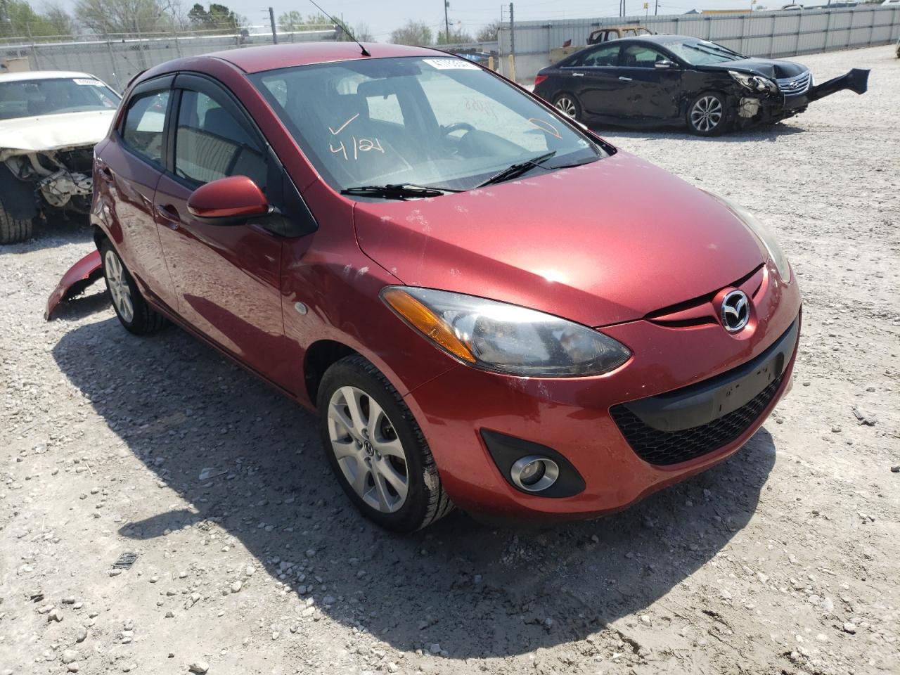MAZDA MAZDA2 TOU 2014 with VIN JM1DE1LY3E0173092 - Photo from auction