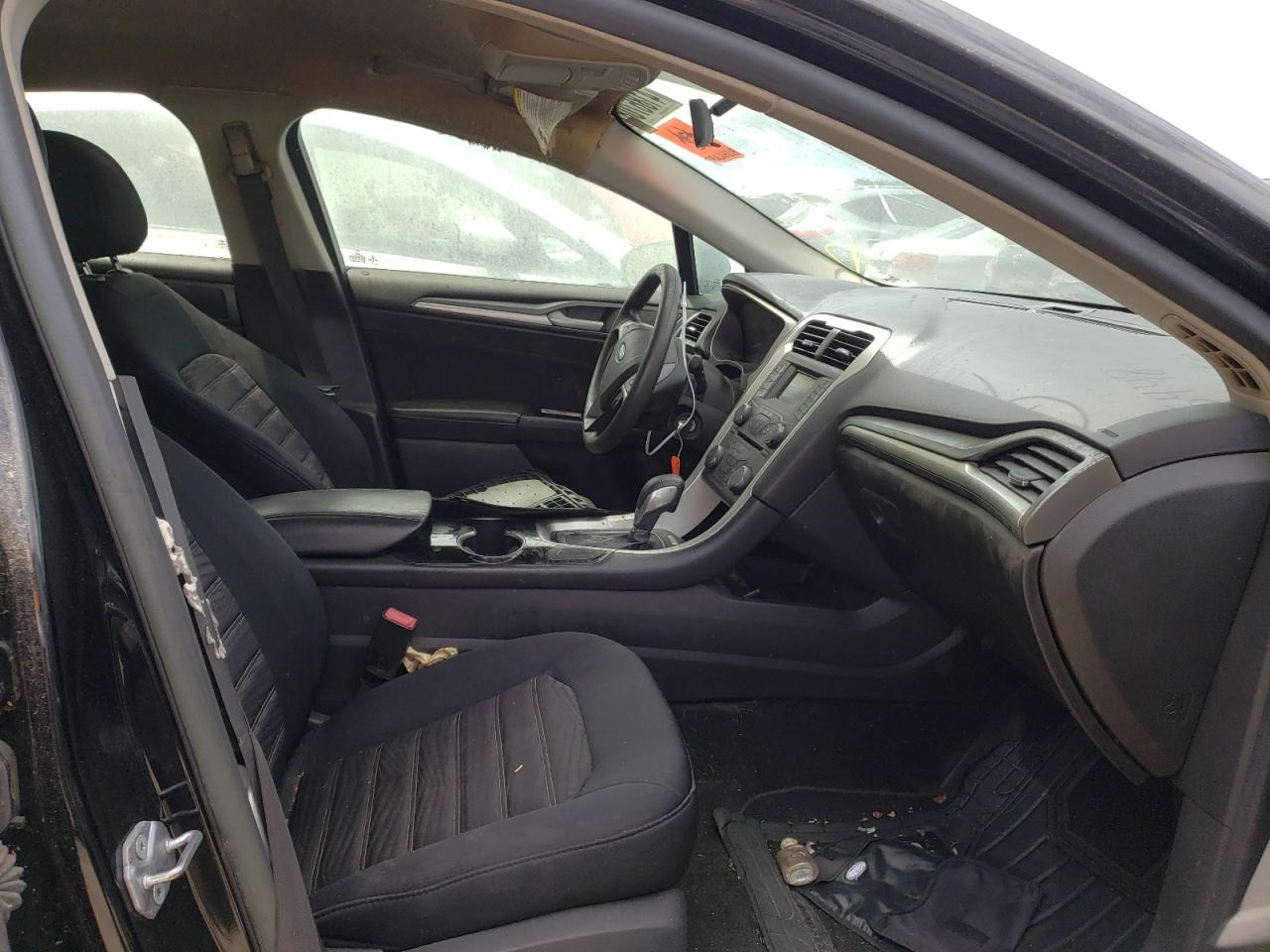 Photo 5 from auction – 2016 FORD FUSION SE with VIN 3FA6P0H77GR158178