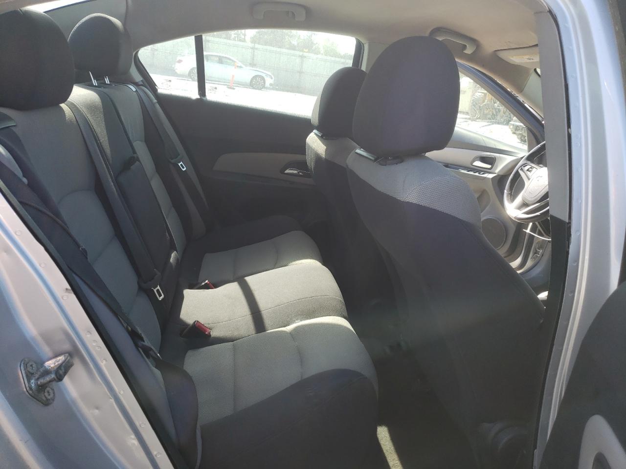 Photo 6 from auction – 2012 CHEVROLET CRUZE LT with VIN 1G1PF5SC2C7372798