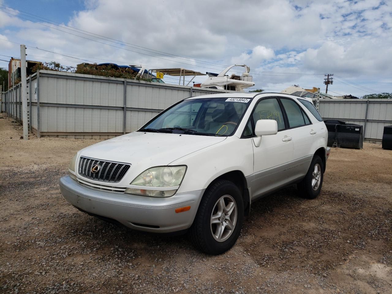 Photo 2 from auction – 2001 LEXUS RX 300 with VIN JTJGF10U110106574