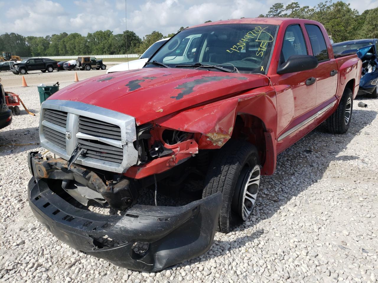 Photo 2 from auction – 2005 DODGE DAKOTA QUA with VIN 1D7HE48N75S156002
