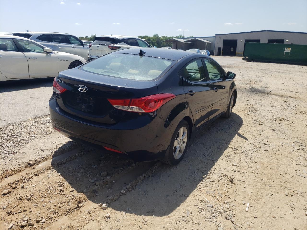 Photo 4 from auction – 2012 HYUNDAI ELANTRA GL with VIN KMHDH4AE1CU272173