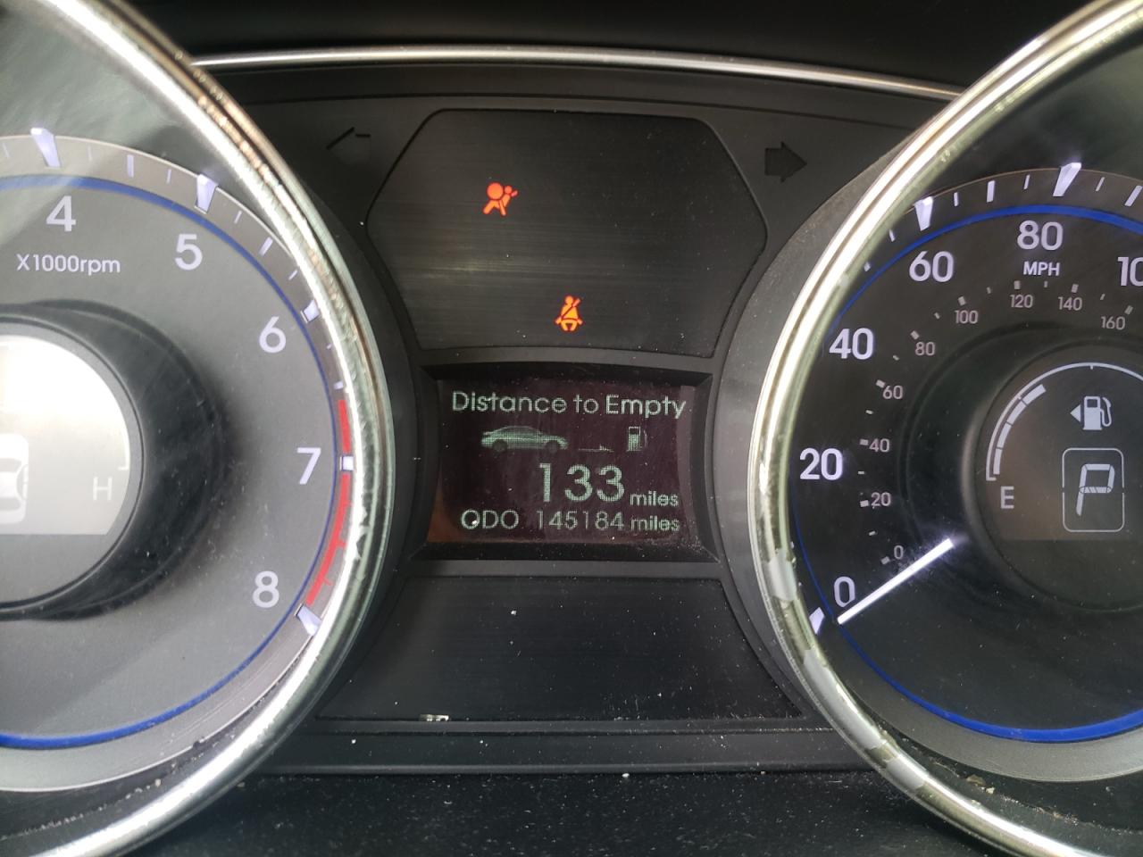 Photo 8 from auction – 2011 HYUNDAI SONATA SE with VIN 5NPEC4AC2BH118571