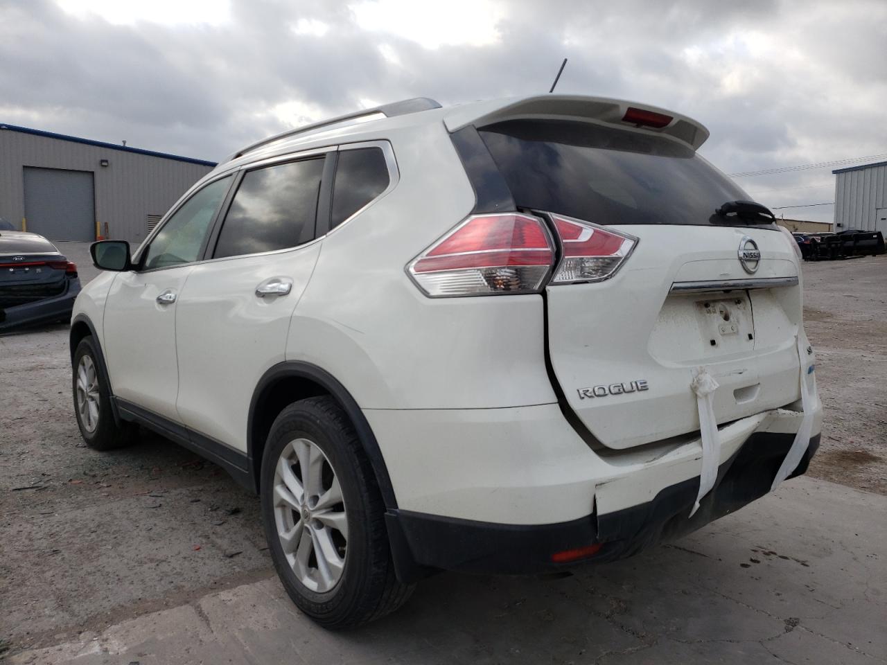 Photo 3 from auction – 2014 NISSAN ROGUE S with VIN 5N1AT2MT9EC766788