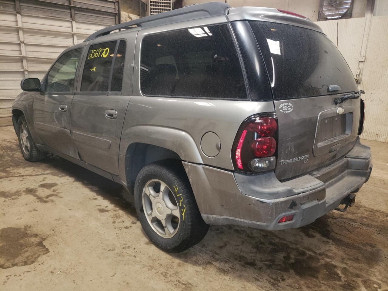 Photo 3 from auction – 2005 CHEVROLET TRAILBLAZE with VIN 1GNET16M356143372