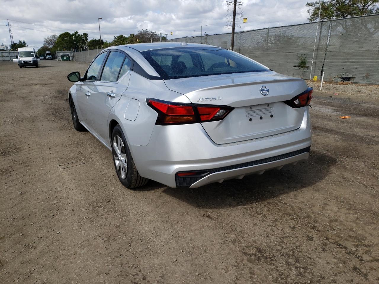 Photo 3 from auction – 2019 NISSAN ALTIMA S with VIN 1N4BL4BV1KC259233