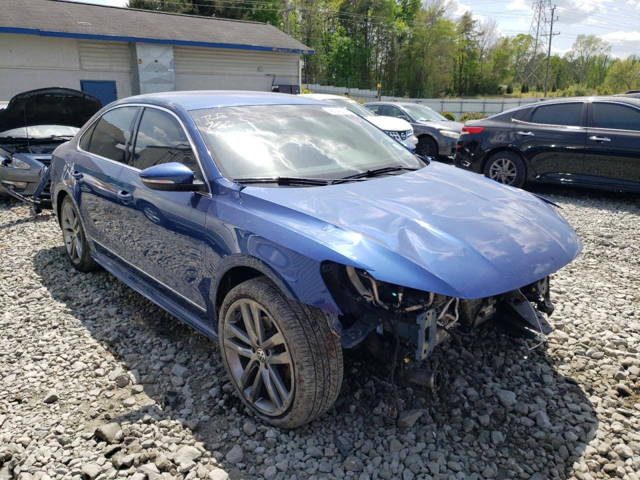 VOLKSWAGEN PASSAT S/R 2016 with VIN 1VWAT7A36GC061002 - Photo from auction