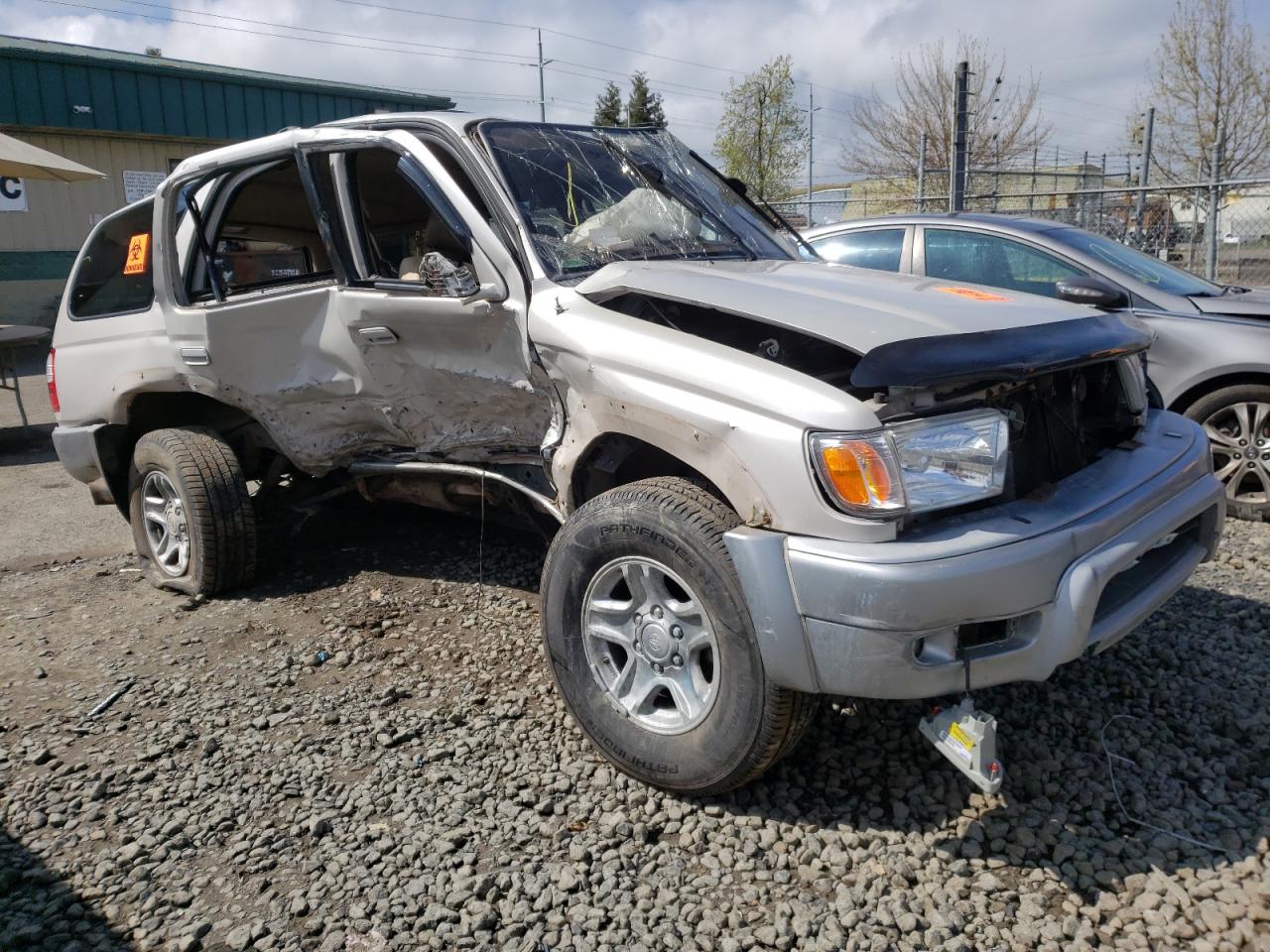 TOYOTA 4RUNNER LI 2000 with VIN JT3HN87R2Y0305765 - Photo from auction