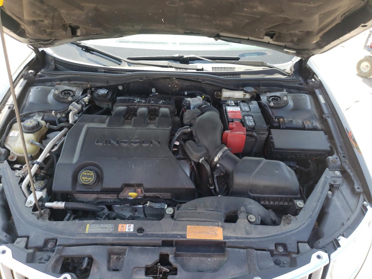 Photo 7 from auction – 2010 LINCOLN MKZ with VIN 3LNHL2JC6AR655923
