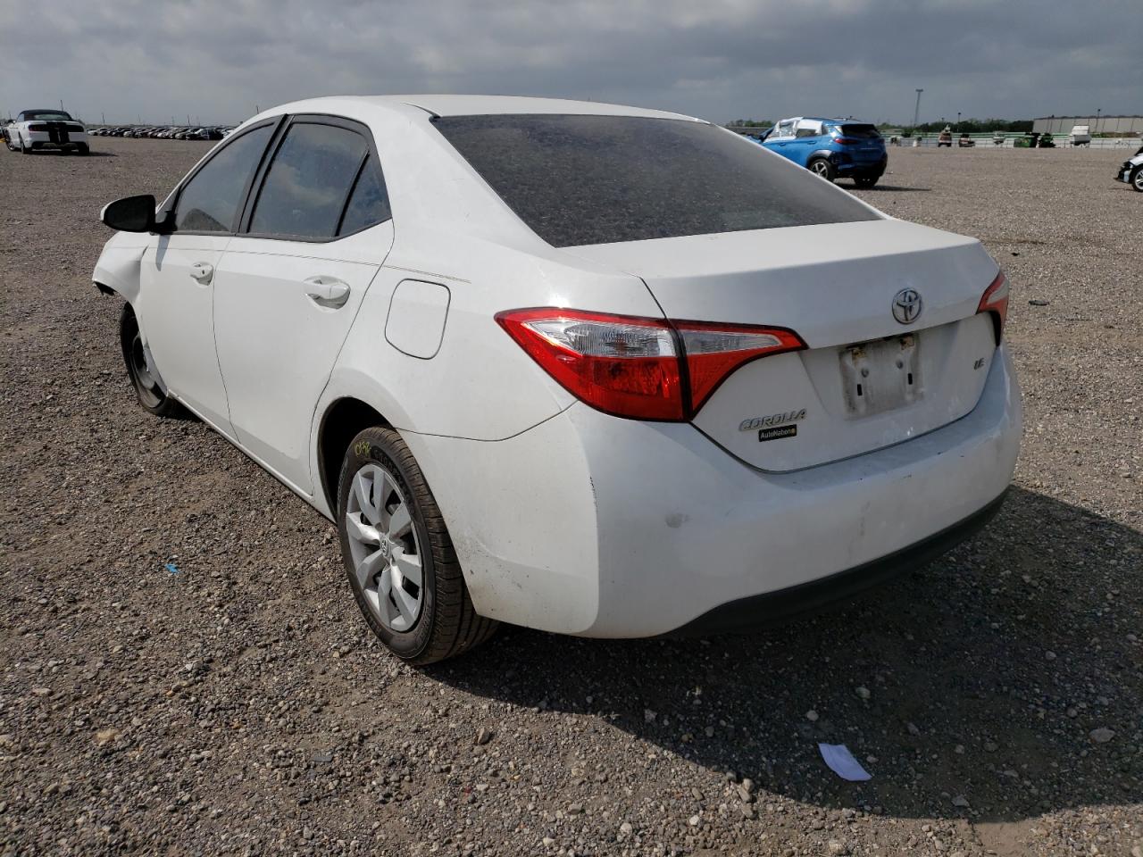 Photo 3 from auction – 2015 TOYOTA COROLLA L with VIN 5YFBURHE5FP342589