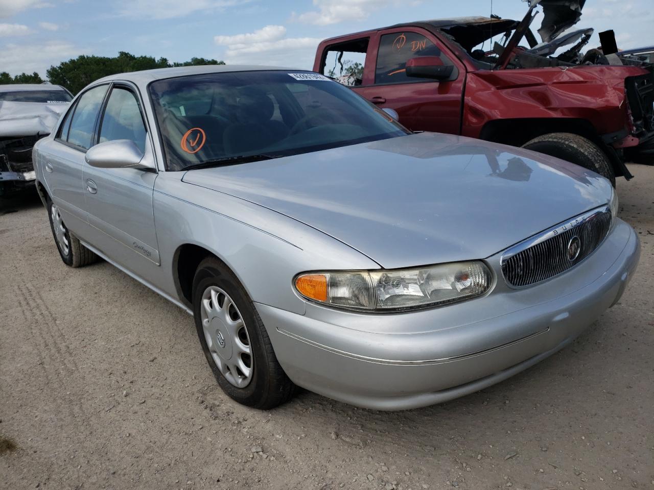 BUICK CENTURY 2002 with VIN 2G4WS52J921226001 - Photo from auction