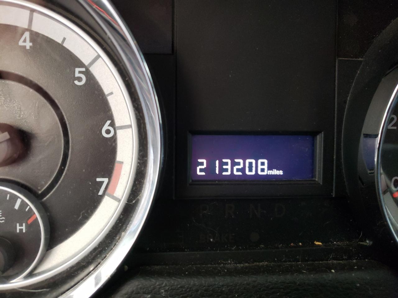 Photo 8 from auction – 2014 DODGE GRAND CARA with VIN 2C4RDGCGXER209336