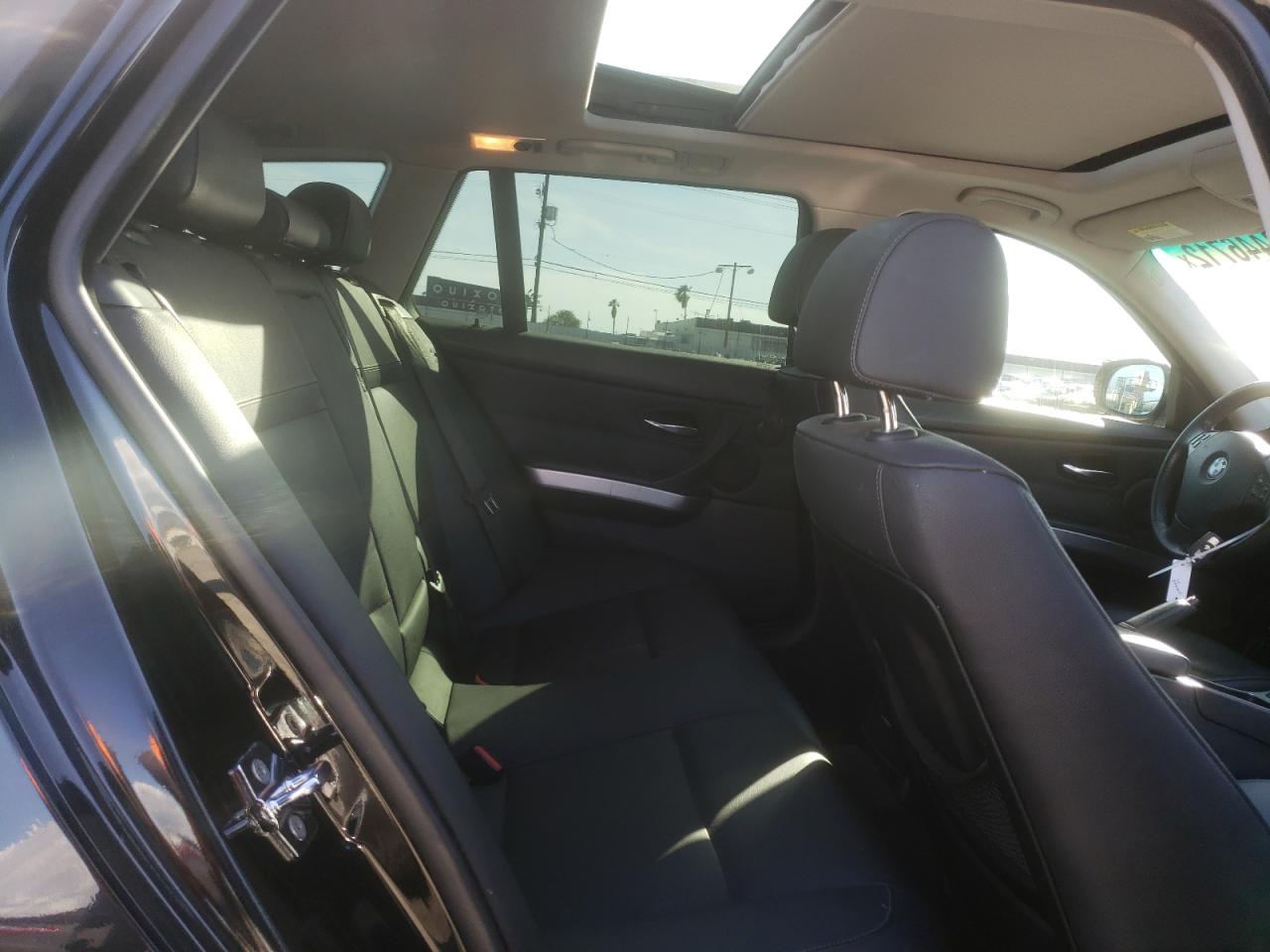 صورة رقم 6 من المزاد - 2009 BMW 328 IT مع VIN WBAUT93589A189716