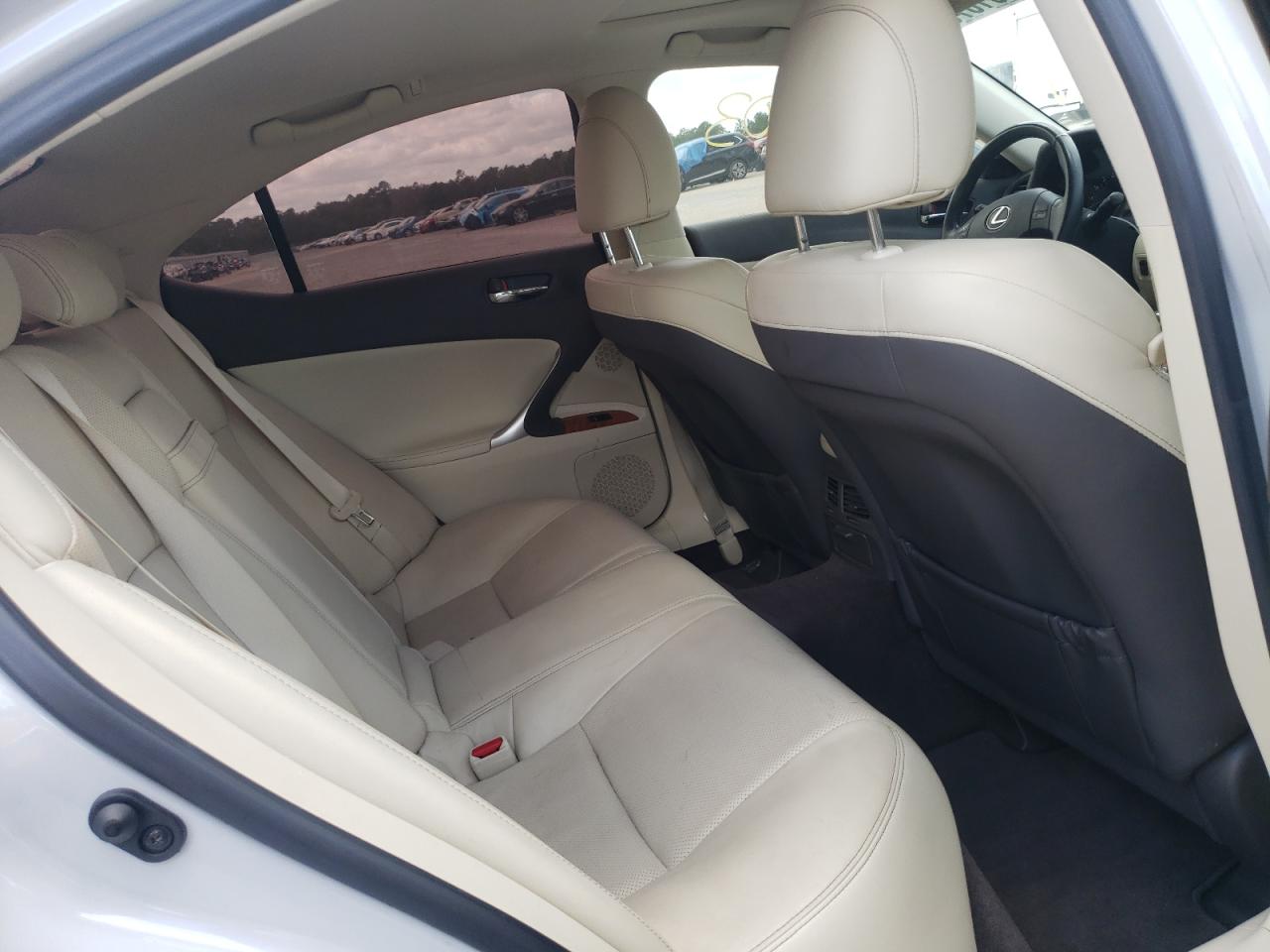 Photo 6 from auction – 2009 LEXUS IS 250 with VIN JTHCK262395032323