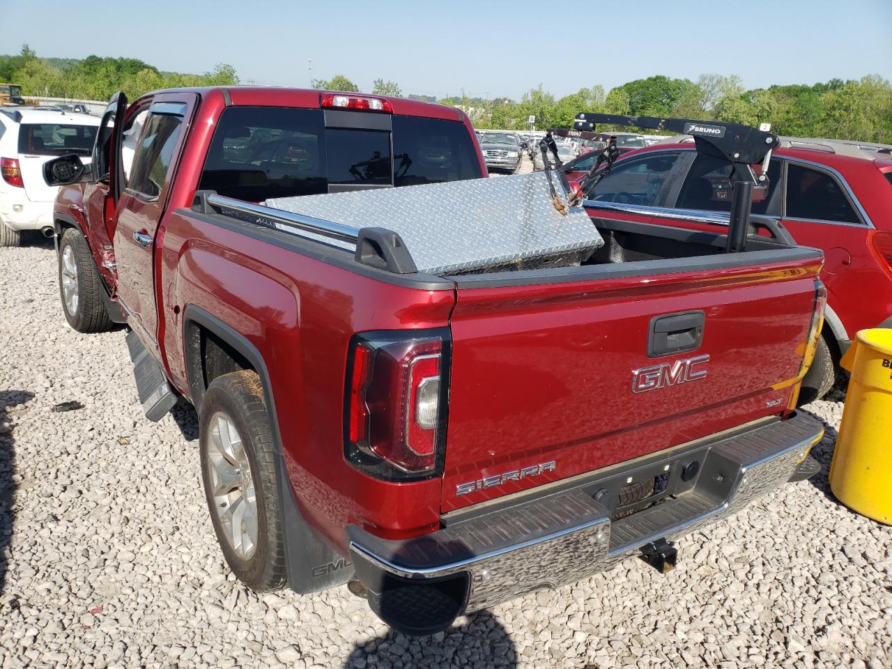 Photo 3 from auction – 2018 GMC SIERRA K15 with VIN 3GTU2NEC5JG155281
