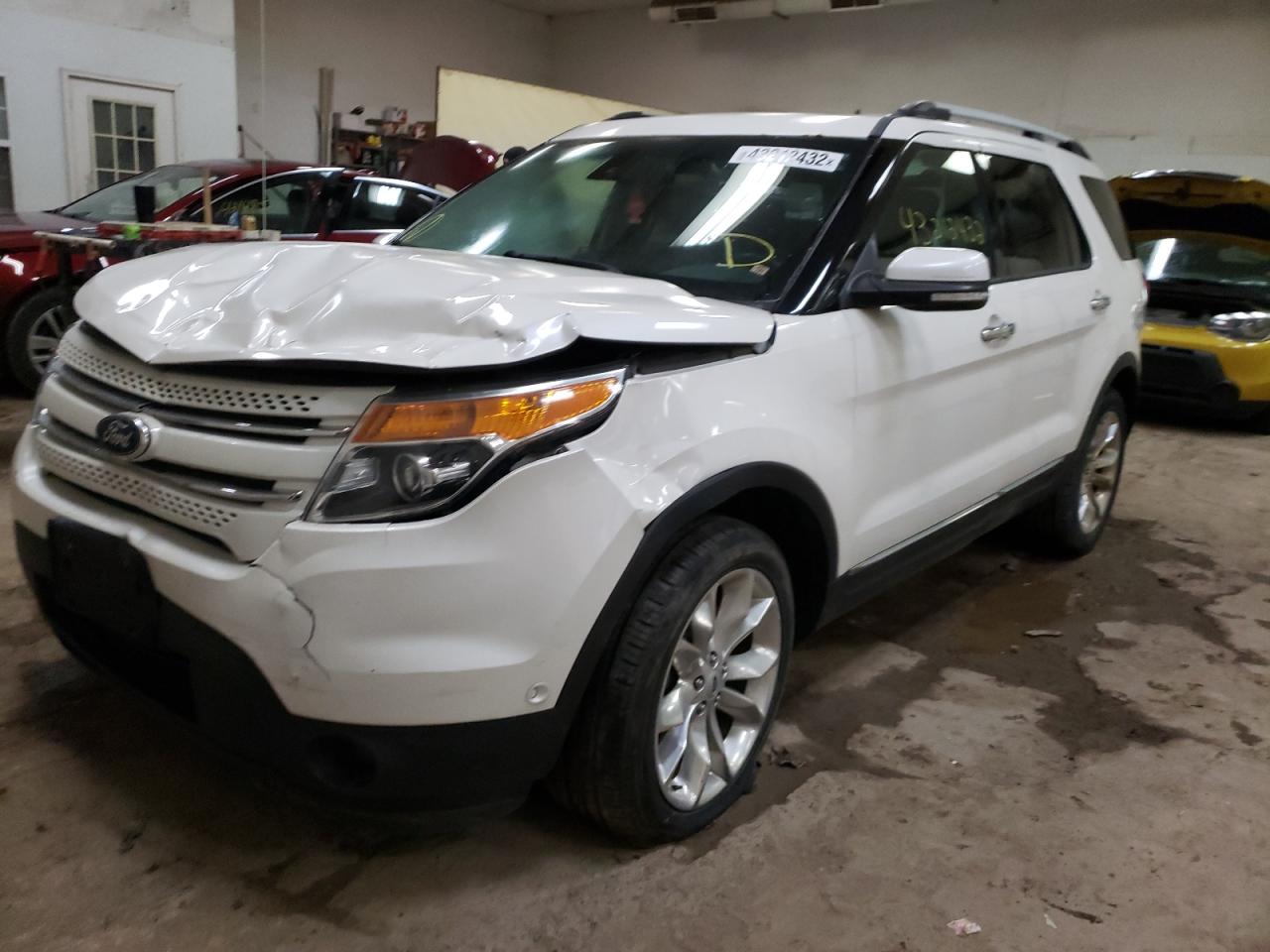 Photo 2 from auction – 2015 FORD EXPLORER L with VIN 1FM5K8F80FGB27404