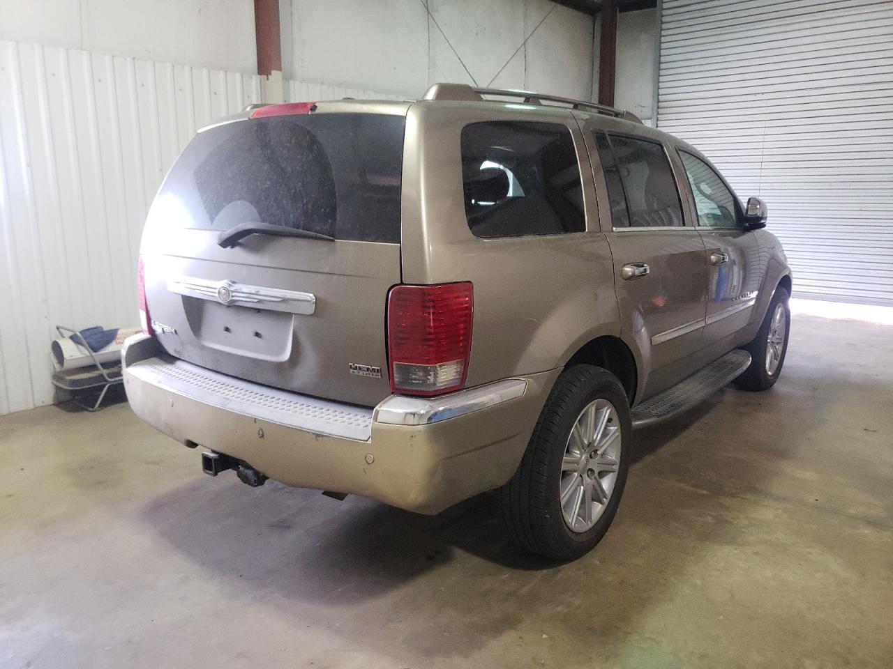 Photo 4 from auction – 2007 CHRYSLER ASPEN LIMI with VIN 1A8HX58207F571604