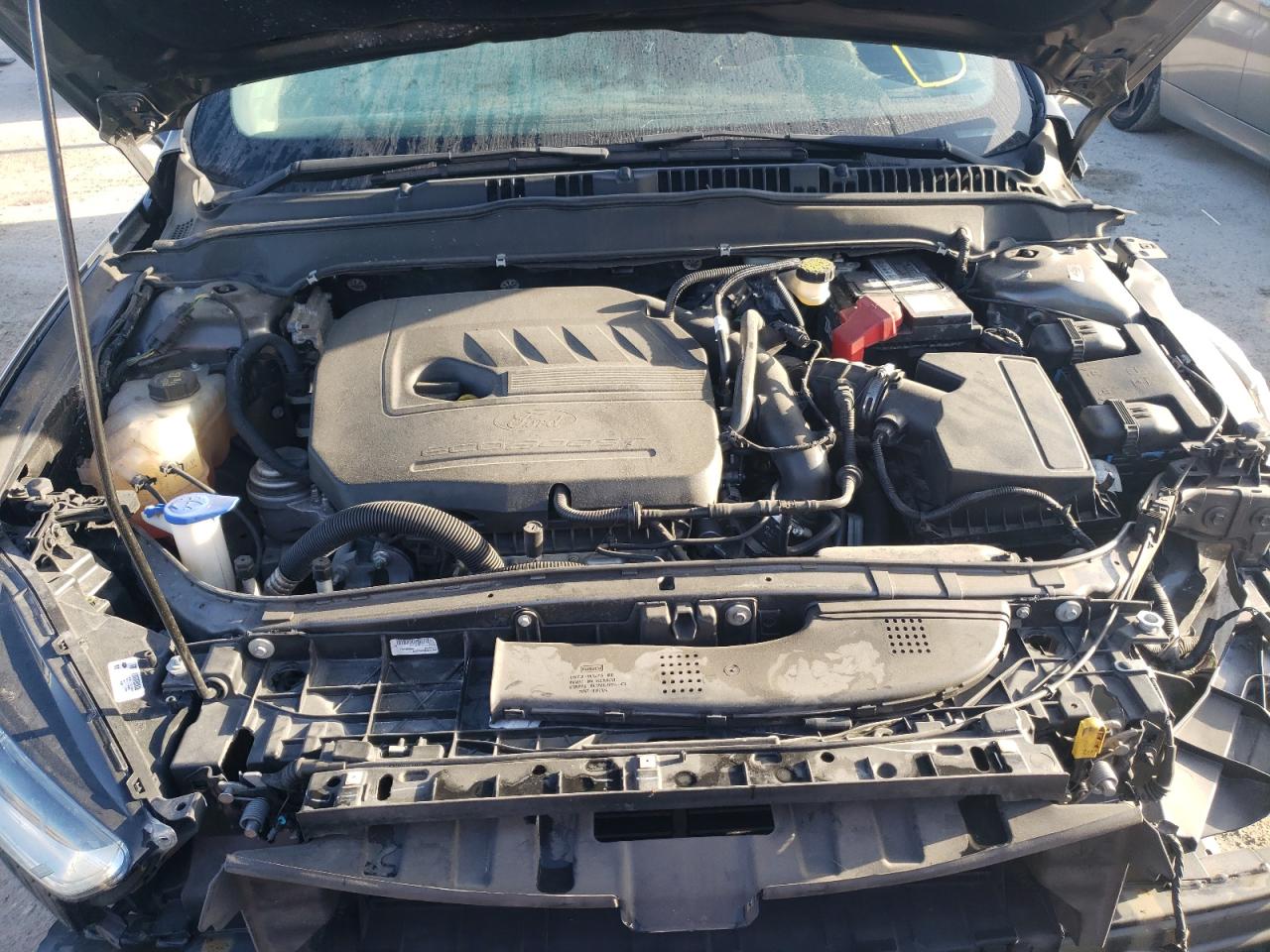 Photo 7 from auction – 2016 FORD FUSION SE with VIN 3FA6P0HD0GR311537