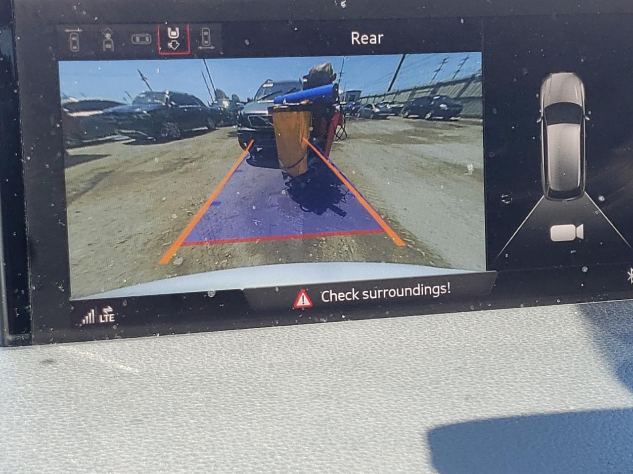 Photo 9 from auction – 2018 AUDI Q7 PREMIUM with VIN WA1LAAF75JD021922