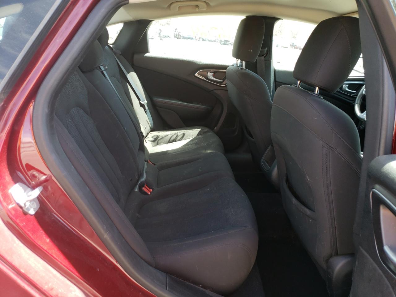 Photo 6 from auction – 2015 CHRYSLER 200 LIMITE with VIN 1C3CCCAB5FN715779