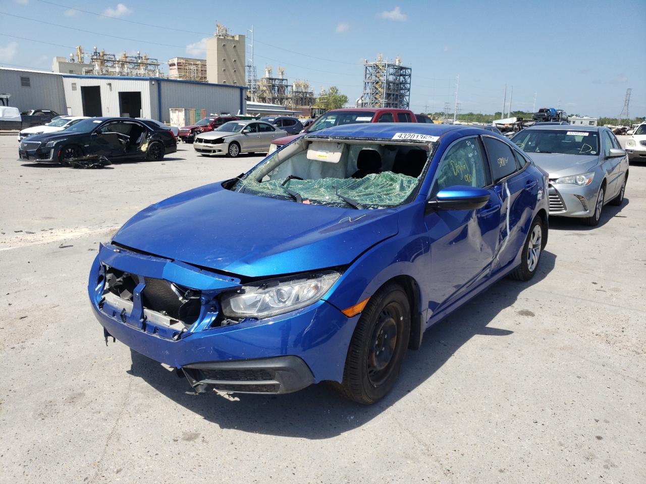 Photo 2 from auction – 2017 HONDA CIVIC LX with VIN 2HGFC2F51HH513170