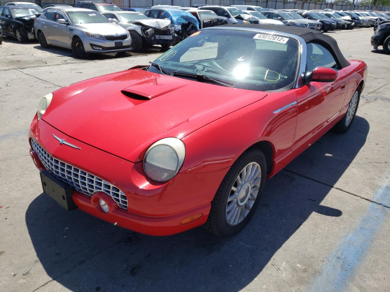 Photo 2 from auction – 2005 FORD THUNDERBIR with VIN 1FAHP60A65Y108230