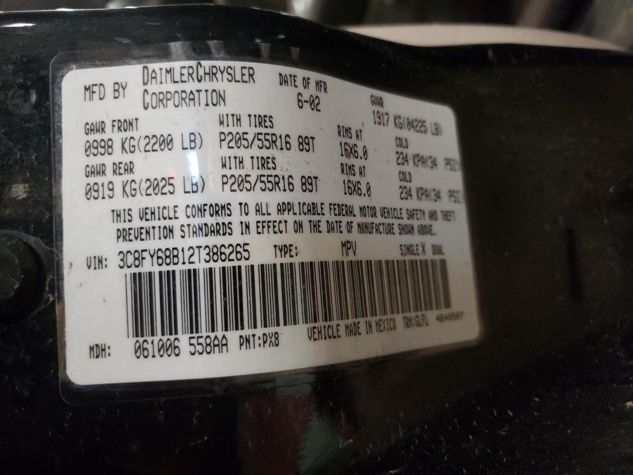 Photo 10 from auction – 2002 CHRYSLER PT CRUISER with VIN 3C8FY68B12T386265