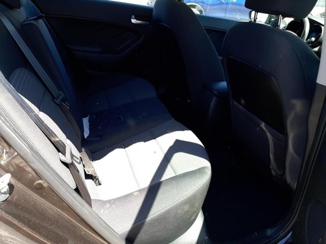 Photo 6 from auction – 2017 KIA FORTE LX with VIN 3KPFL4A7XHE098963
