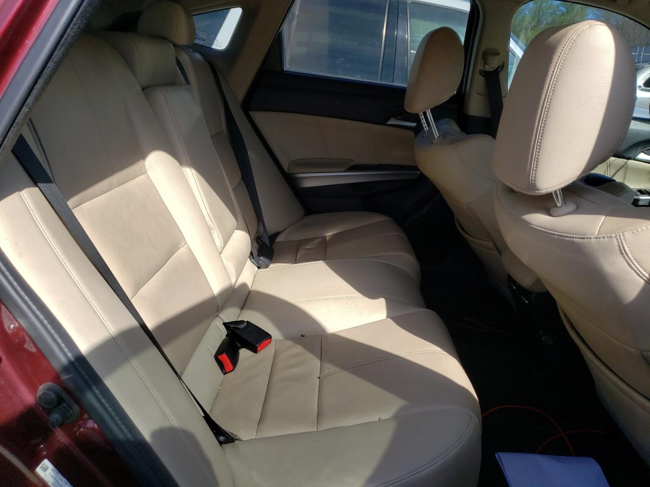 Photo 6 from auction – 2014 HONDA CROSSTOUR with VIN 5J6TF2H50EL003519