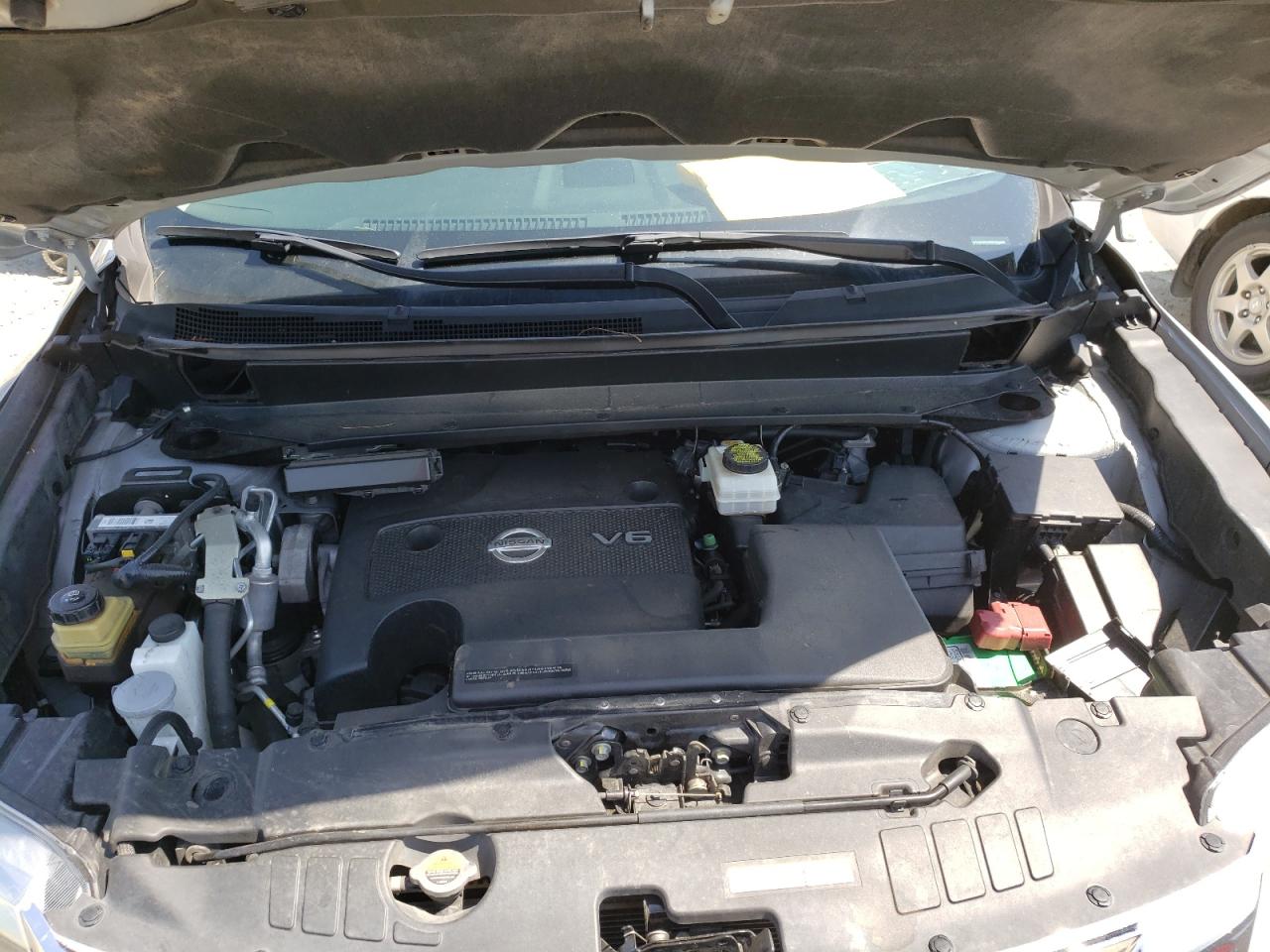 Photo 7 from auction – 2015 NISSAN PATHFINDER with VIN 5N1AR2MNXFC614617