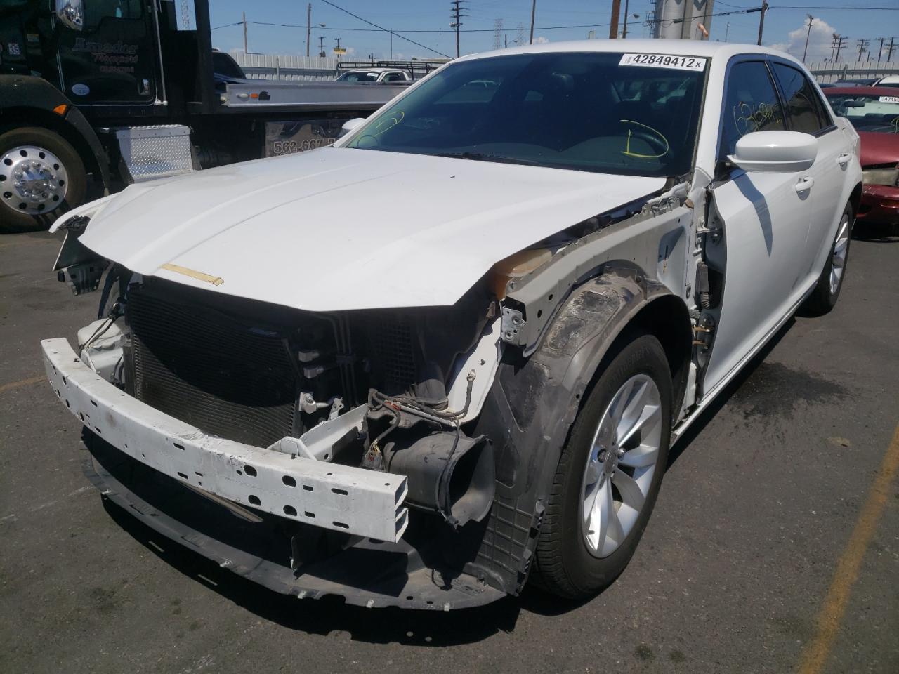 Photo 2 from auction – 2016 CHRYSLER 300 LIMITE with VIN 2C3CCAAG2GH230221