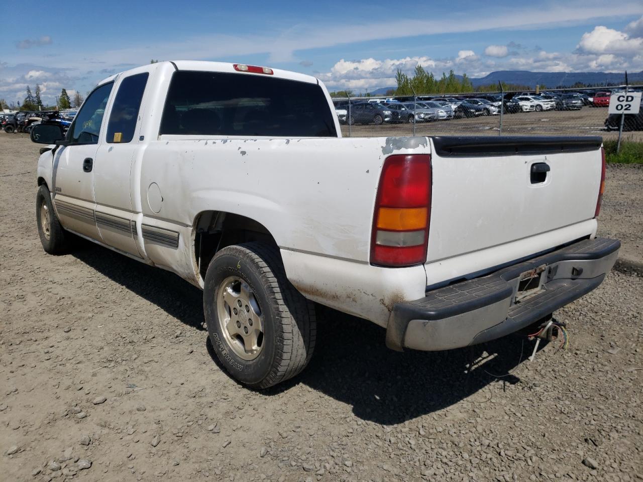 Photo 3 from auction – 2002 CHEVROLET SILVERADO with VIN 2GCEC19V321423390