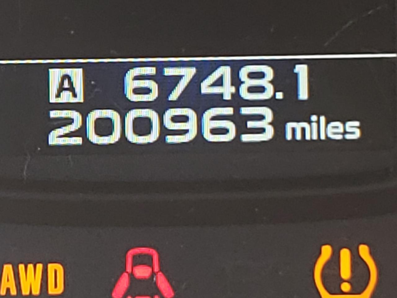 Photo 8 from auction – 2013 SUBARU LEGACY 2.5 with VIN 4S3BMBK68D3048909