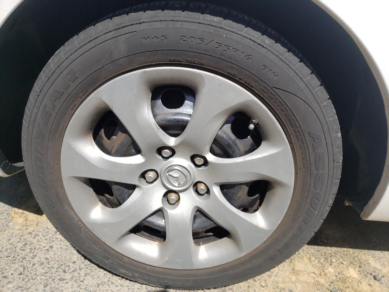 Photo 9 from auction – 2010 MAZDA 3 I with VIN JM1BL1SG1A1324893