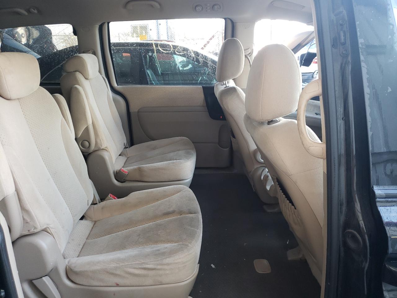 Photo 6 from auction – 2008 HYUNDAI ENTOURAGE with VIN KNDMC233986049961