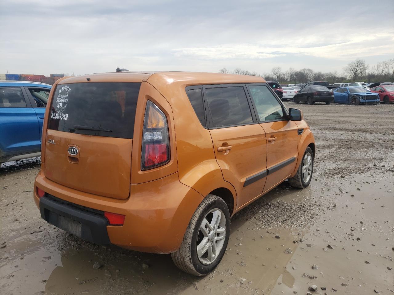 Снимка 4 от търг – 2011 KIA SOUL + с VIN KNDJT2A22B7312919