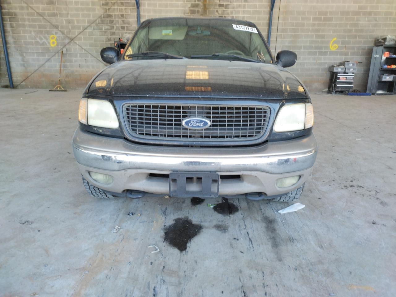 Photo 9 from auction – 2001 FORD EXPEDITION with VIN 1FMFU18L31LB14055