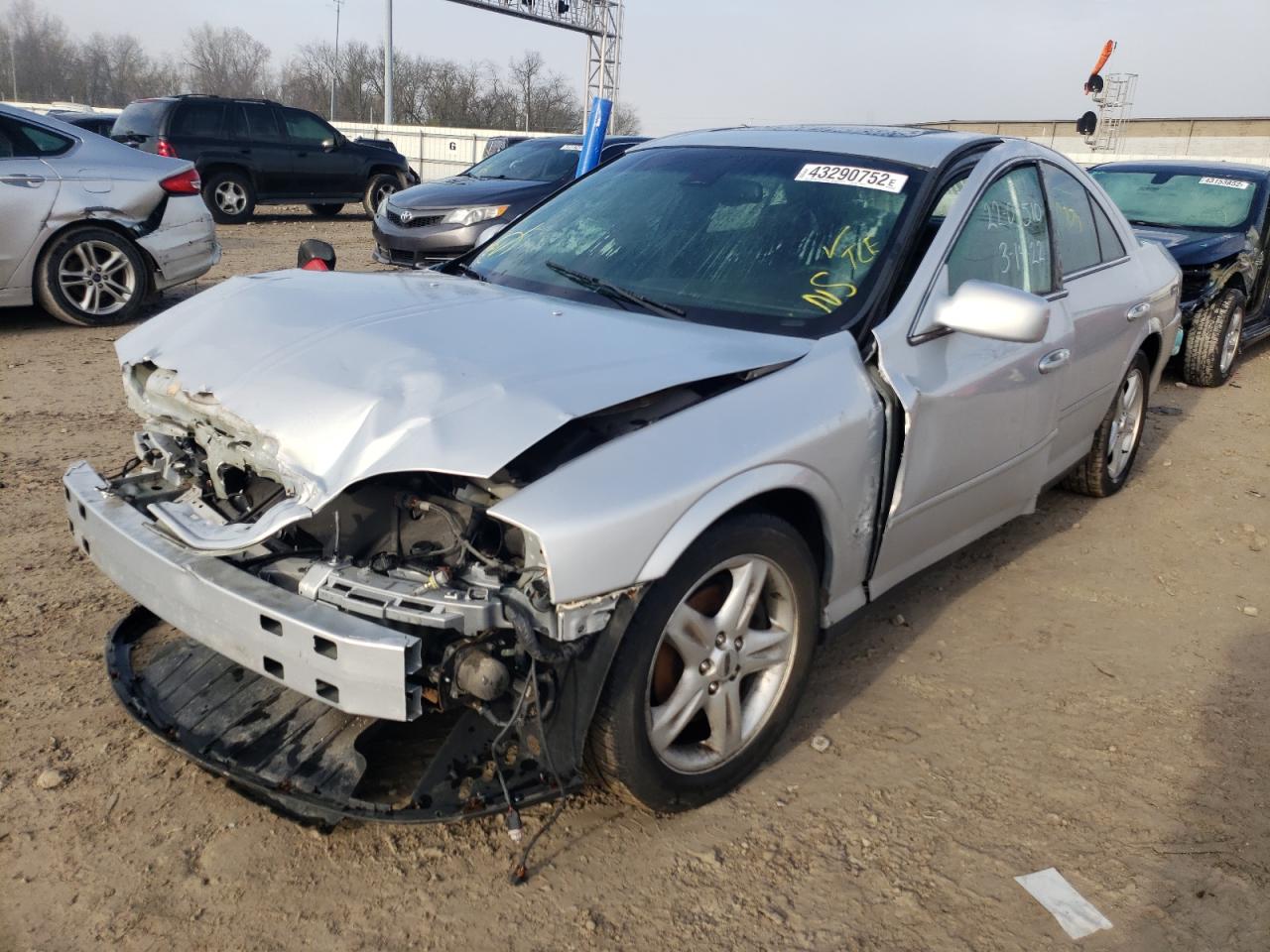 Photo 2 from auction – 2002 LINCOLN LS with VIN 1LNHM86S62Y614954