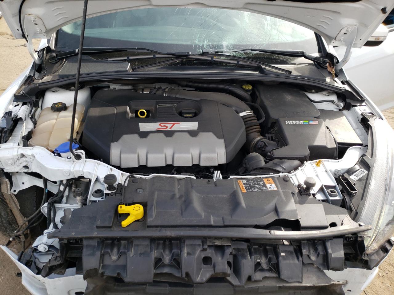 Photo 7 from auction – 2017 FORD FOCUS ST with VIN 1FADP3L94HL253623