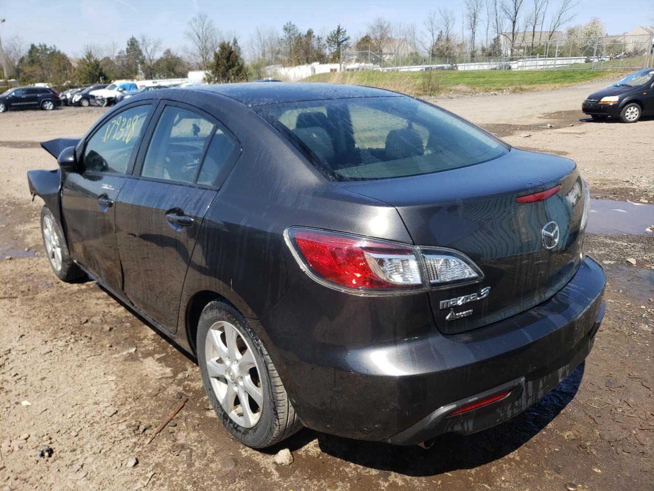 Photo 3 from auction – 2010 MAZDA 3 I with VIN JM1BL1SG6A1277683