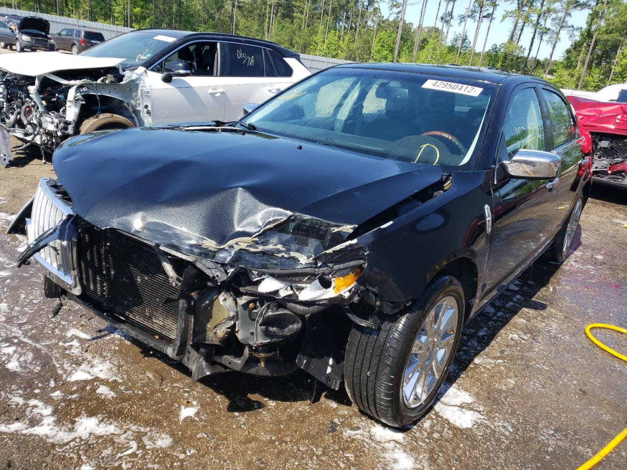 Photo 2 from auction – 2011 LINCOLN MKZ with VIN 3LNHL2JC1BR761746
